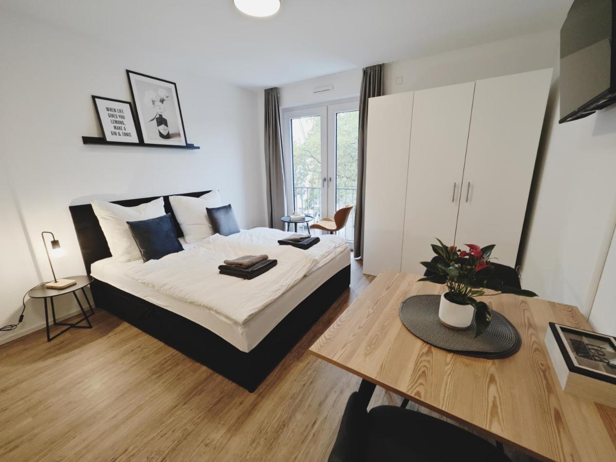 Ticasa Black-Zentral-Outlet-Aufzug-Stylisch-Unique Μέτσινγκεν Εξωτερικό φωτογραφία
